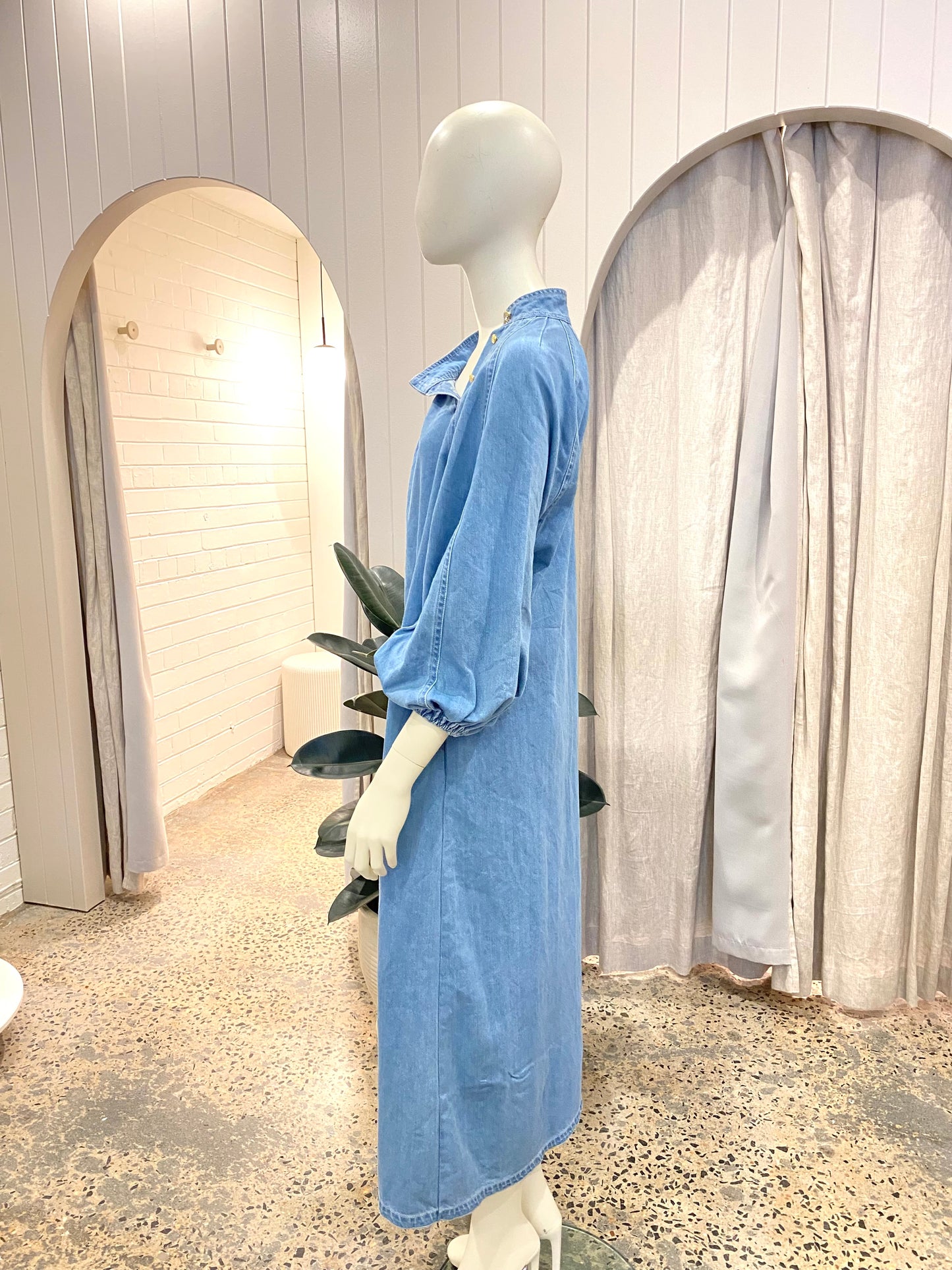 White Label Noba Denim Dress - Size 0 (8)