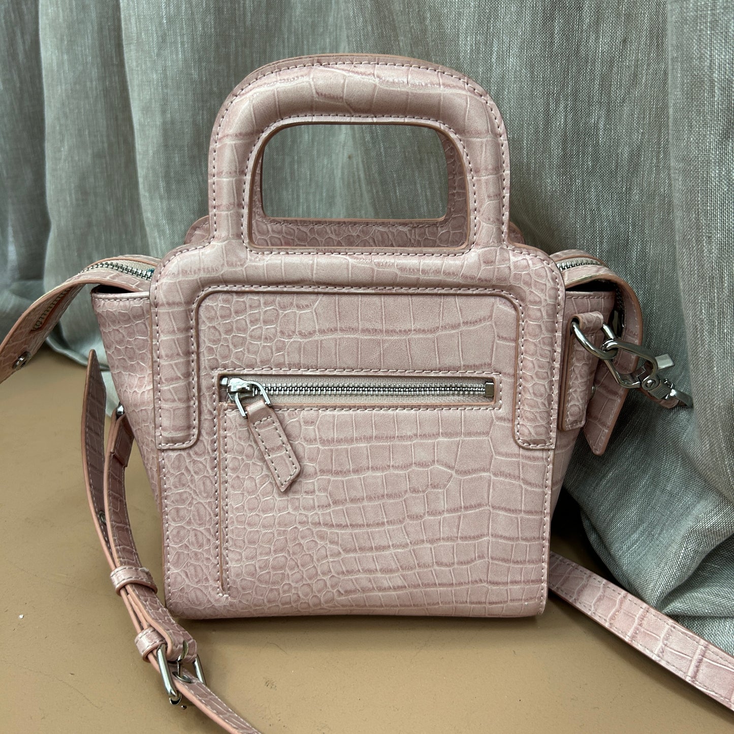 Sans Beast Pink Long Lunch Mini Tote