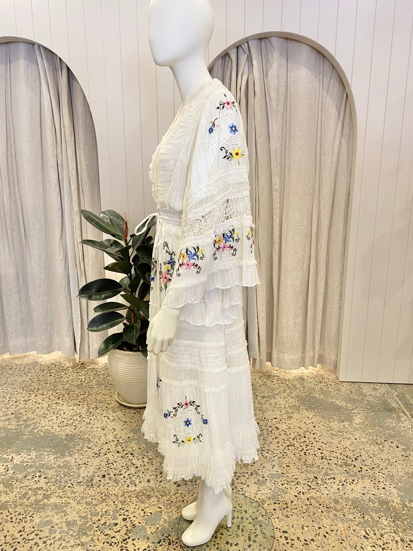 Fillyboo Charm Your Way Embroidered Maxi Dress in Rosey Tea - Size XS (8/10)