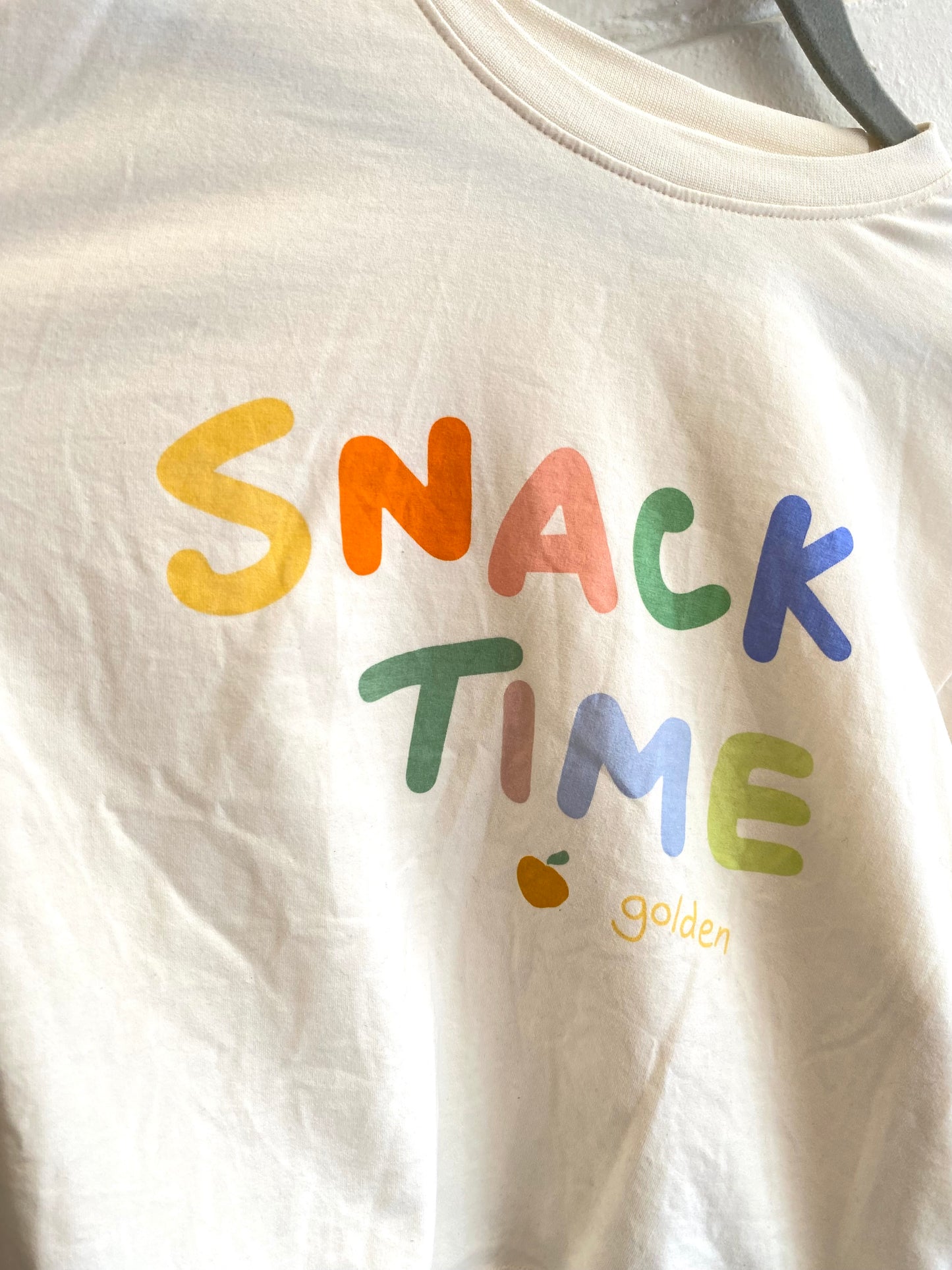 Golden Children 'Snack Time' Tee in Buttercream - Size 5-6
