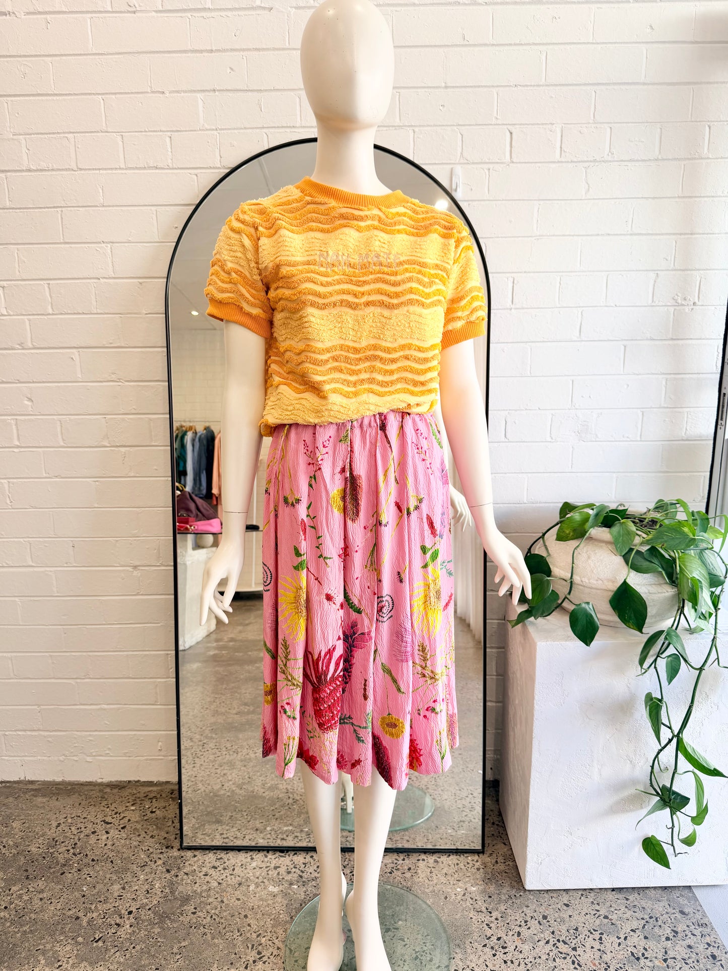 Gorman Pink Birds and Bees Silk Skirt Midi Skirt - Size 8 - Pre-Loved Geelong