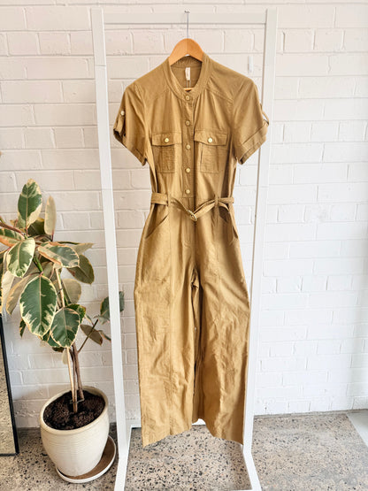 Kivari Short Sleeve Jumpsuit in Khaki - Size 10