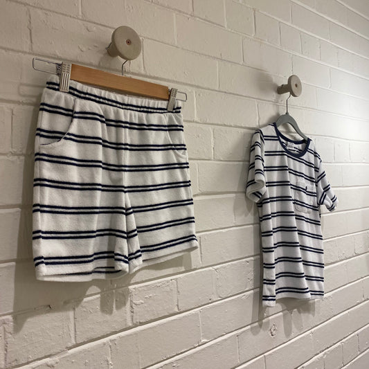 Milky stripe set - size 8