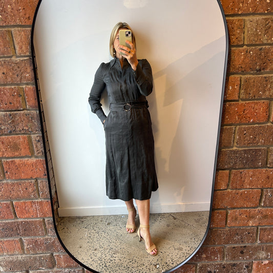 Country Road Tuxedo Midi Dress - Size 4