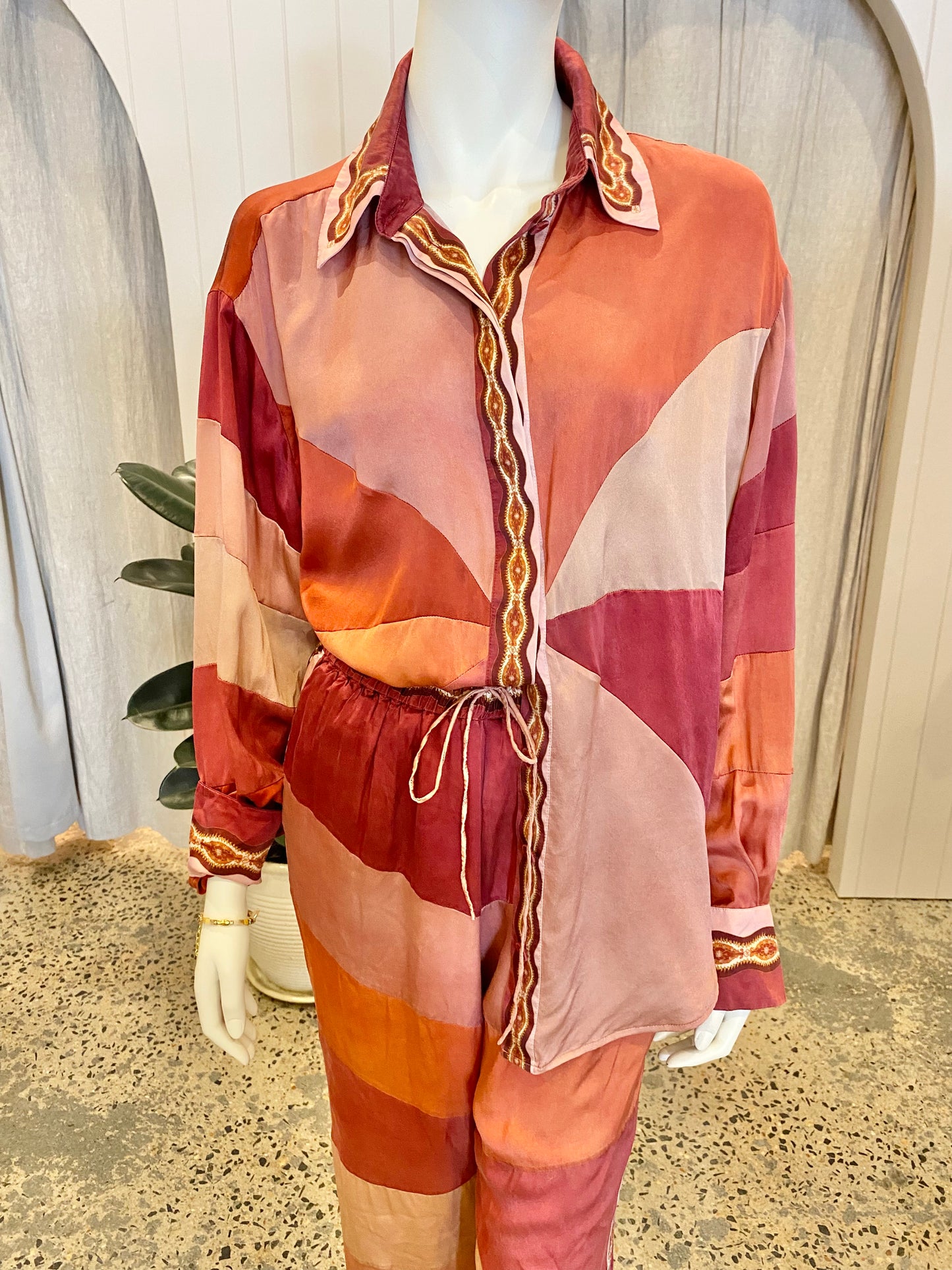 Antipodean Silk Shirt and Pant Set - Size 8