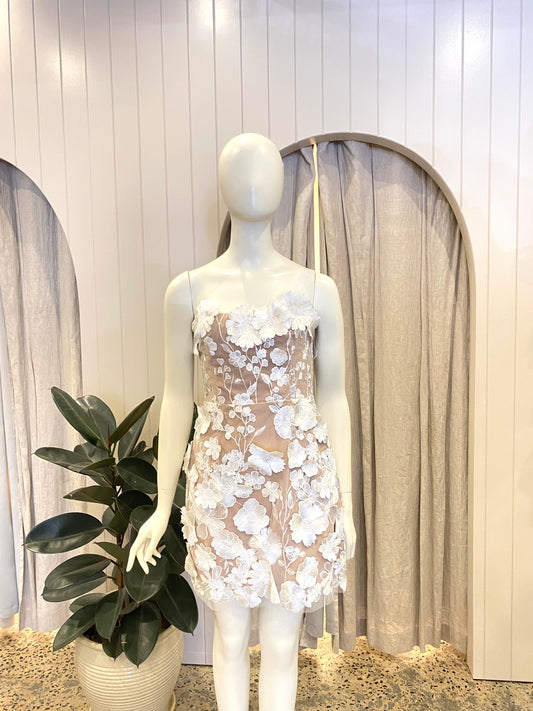 Elliatt Arabella Strapless Mini Dress In White - Size M (10)