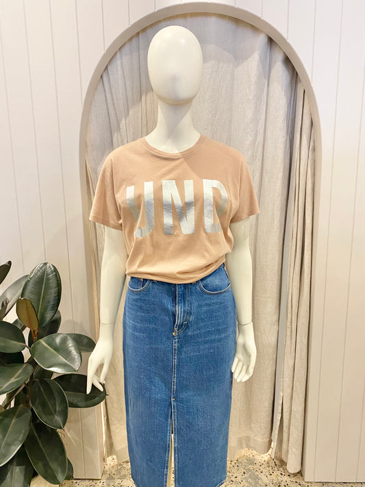 Baum und Pferdgaten Tan Logo Tee - Size L (12)