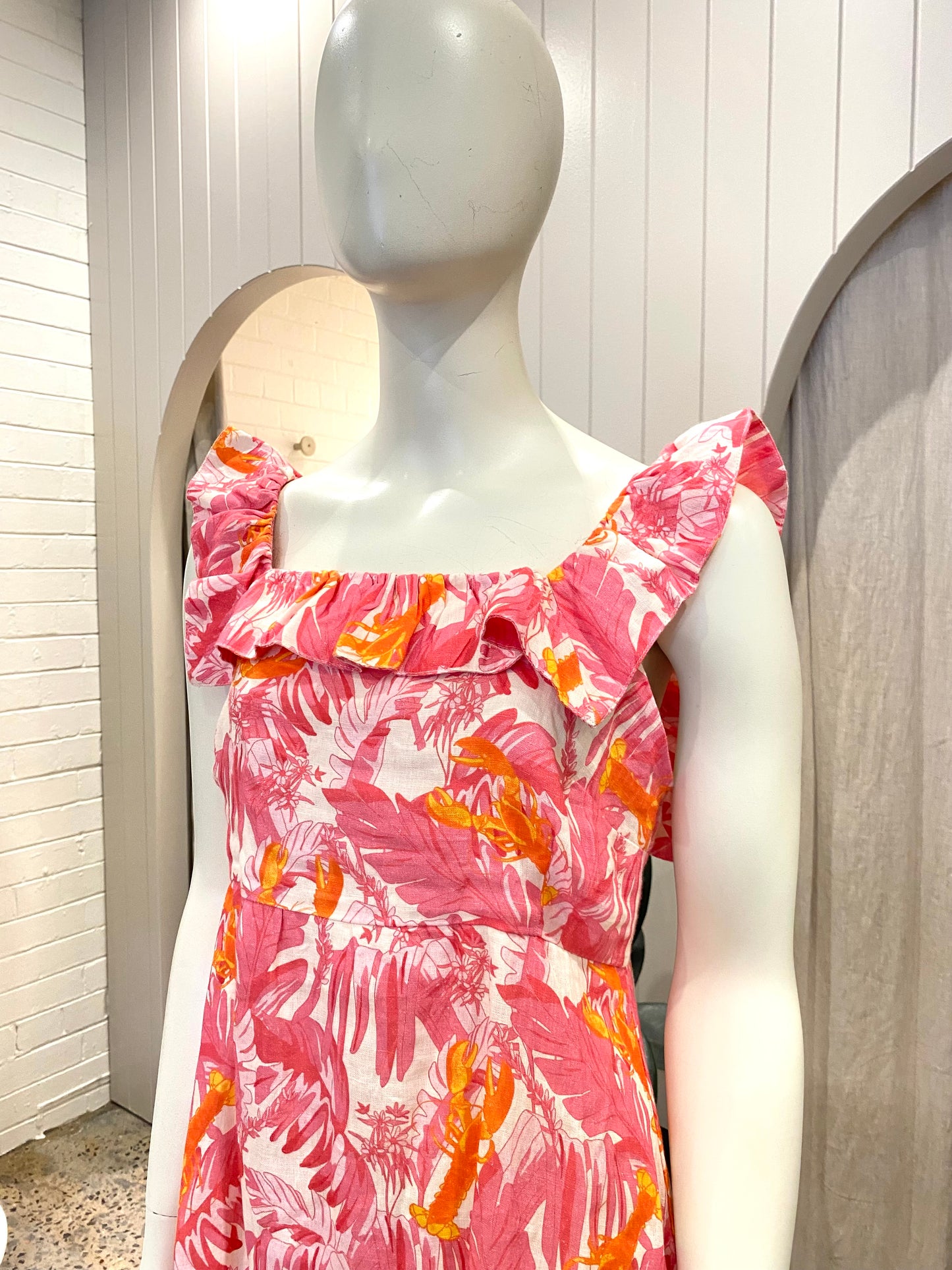 Palm Noosa Daisy Dress in Pink Lobster Print - Size 12