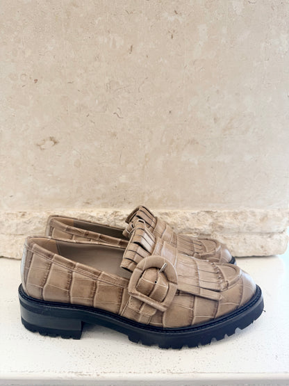 Habbot Chunky Fringe Kiltie Loafers - Size 39