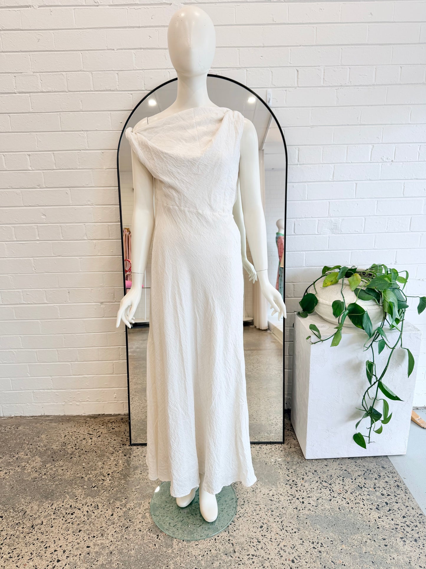 Dissh Off White Cass Midi Dress - Size 14