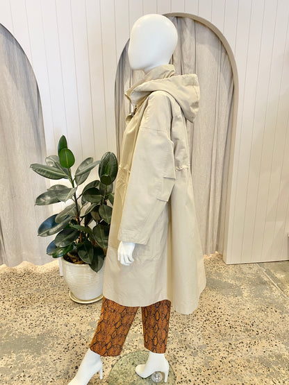 Max Mara Weekend Trench Coat in Sand - Size 12-14