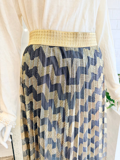 Alexandra Pleated Midi Skirt in Gold/Black - Size M/L (12/14)