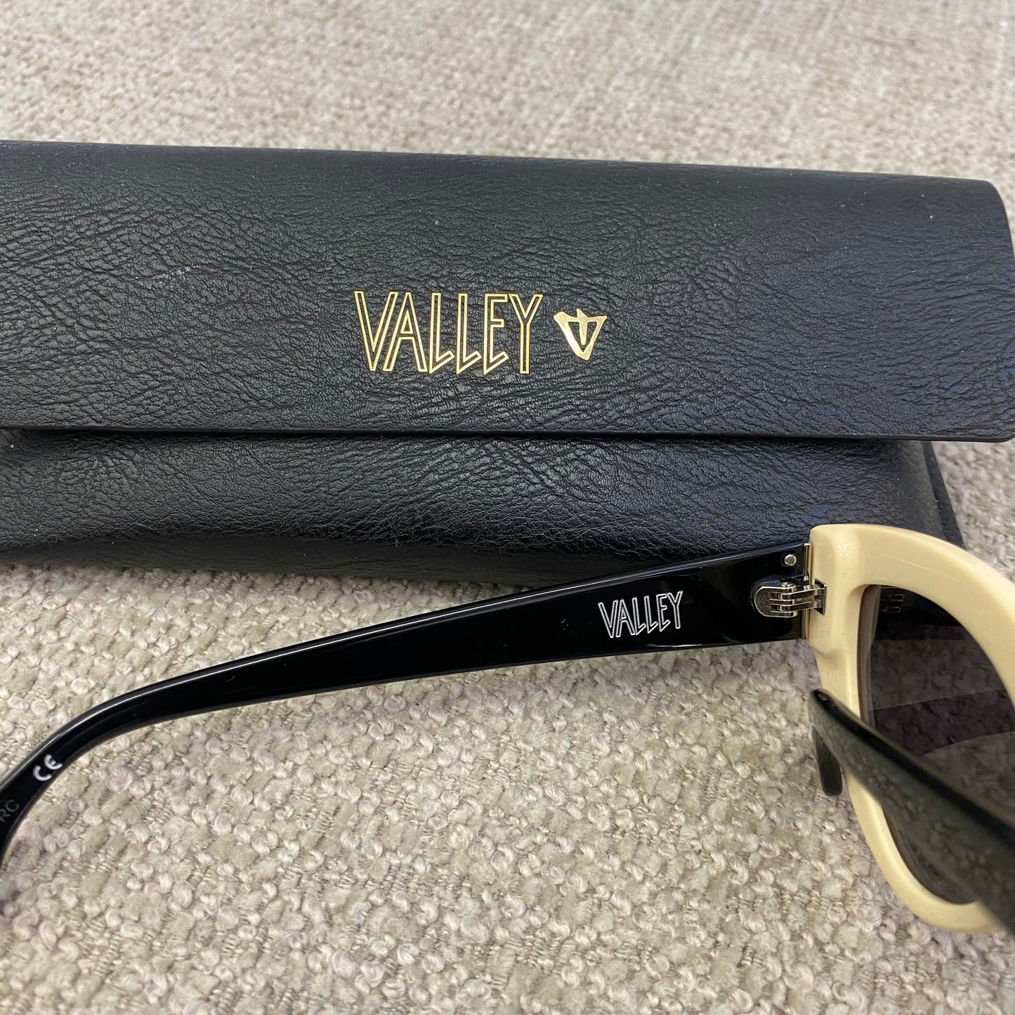 Valley Eyewear Cateye Sunglasses