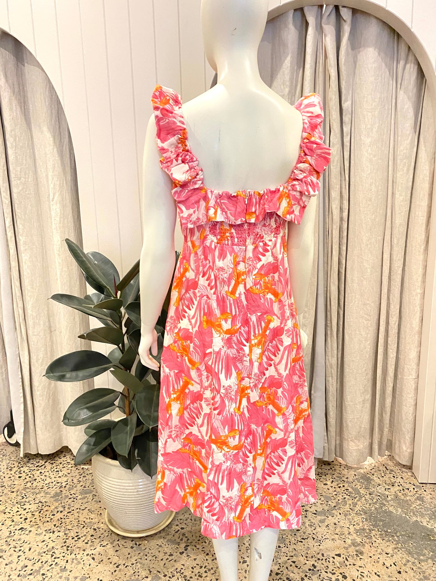 Palm Noosa Daisy Dress in Pink Lobster Print - Size 12