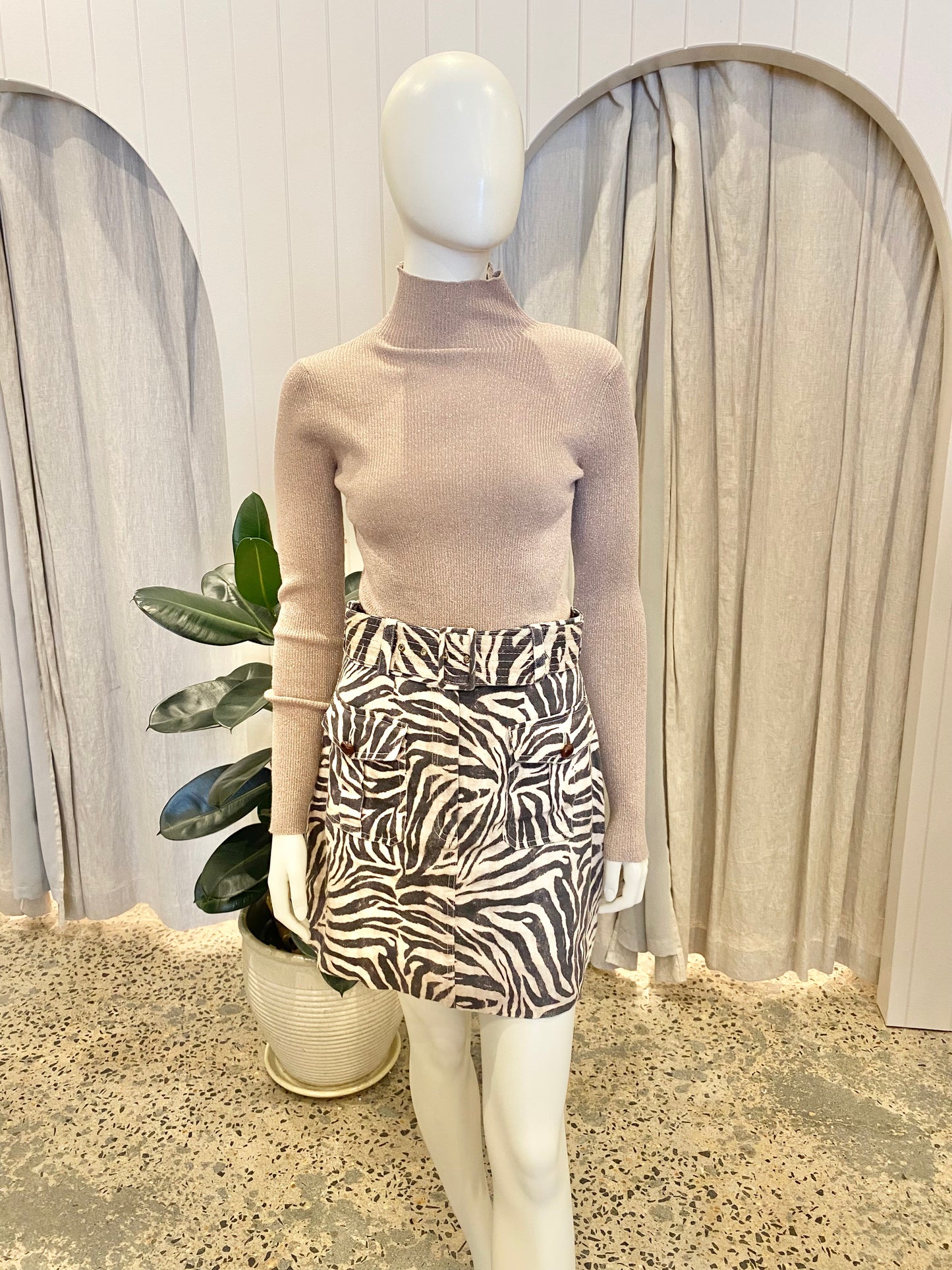 Zimmermann Zeba Print Linen Mini Skirt - Size 1 (8/10)