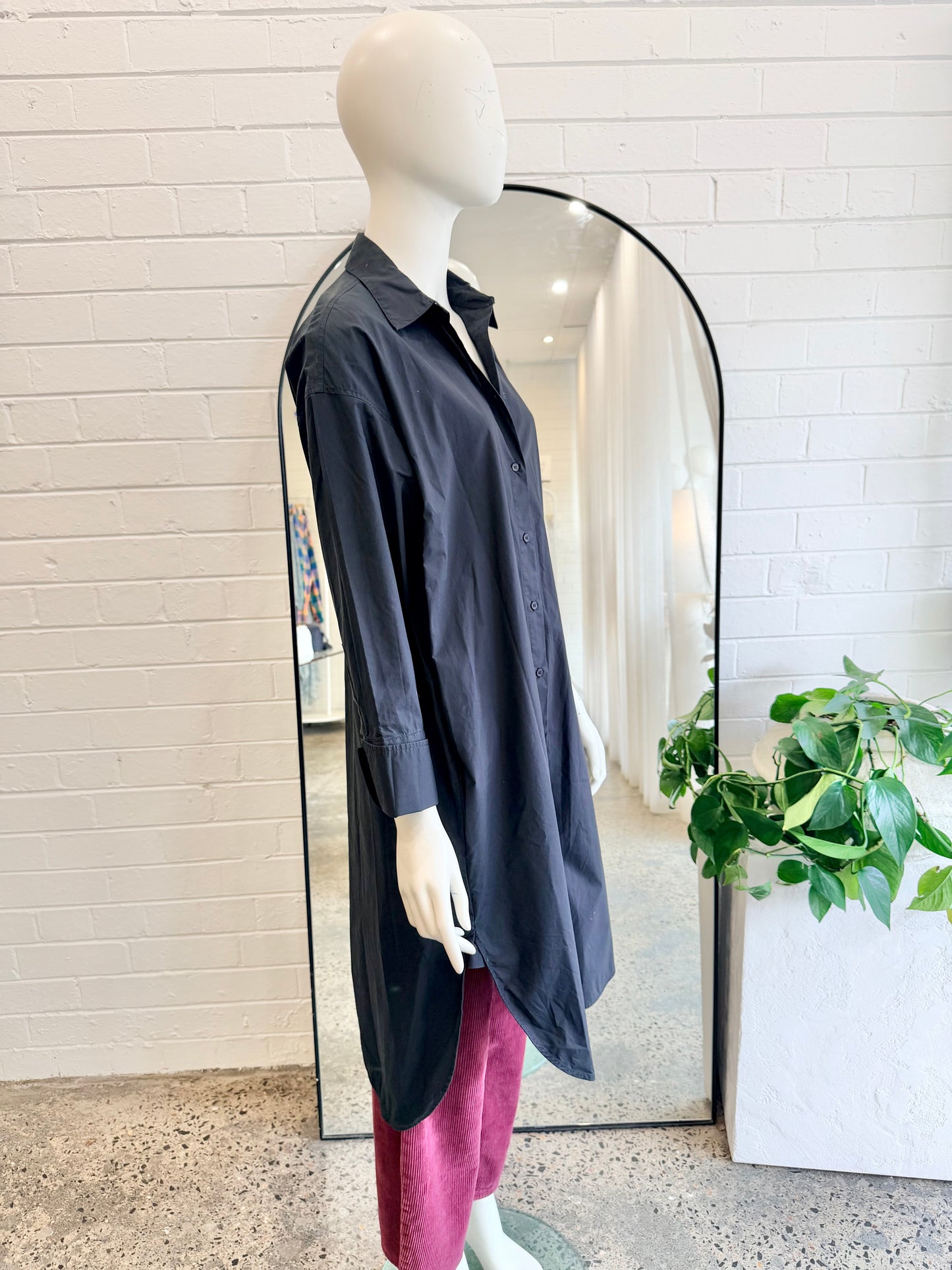 Lee Mathews Black Long Sleeve Shirt Dress - Size 0 (8-10)