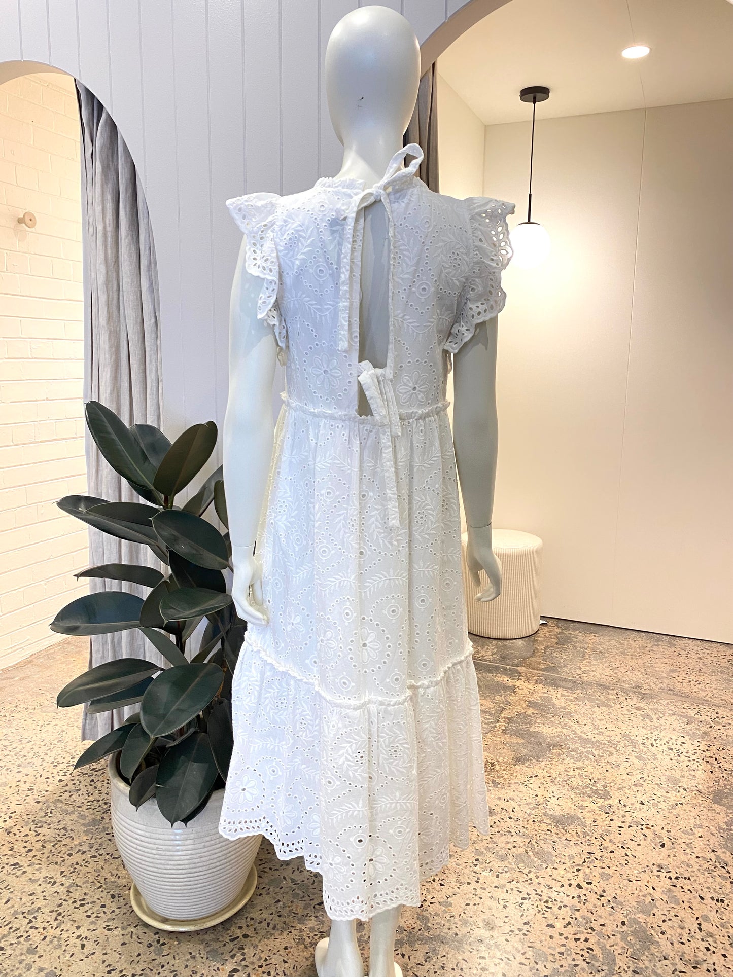 Kachel Remi Midi Dress in White - Size 12