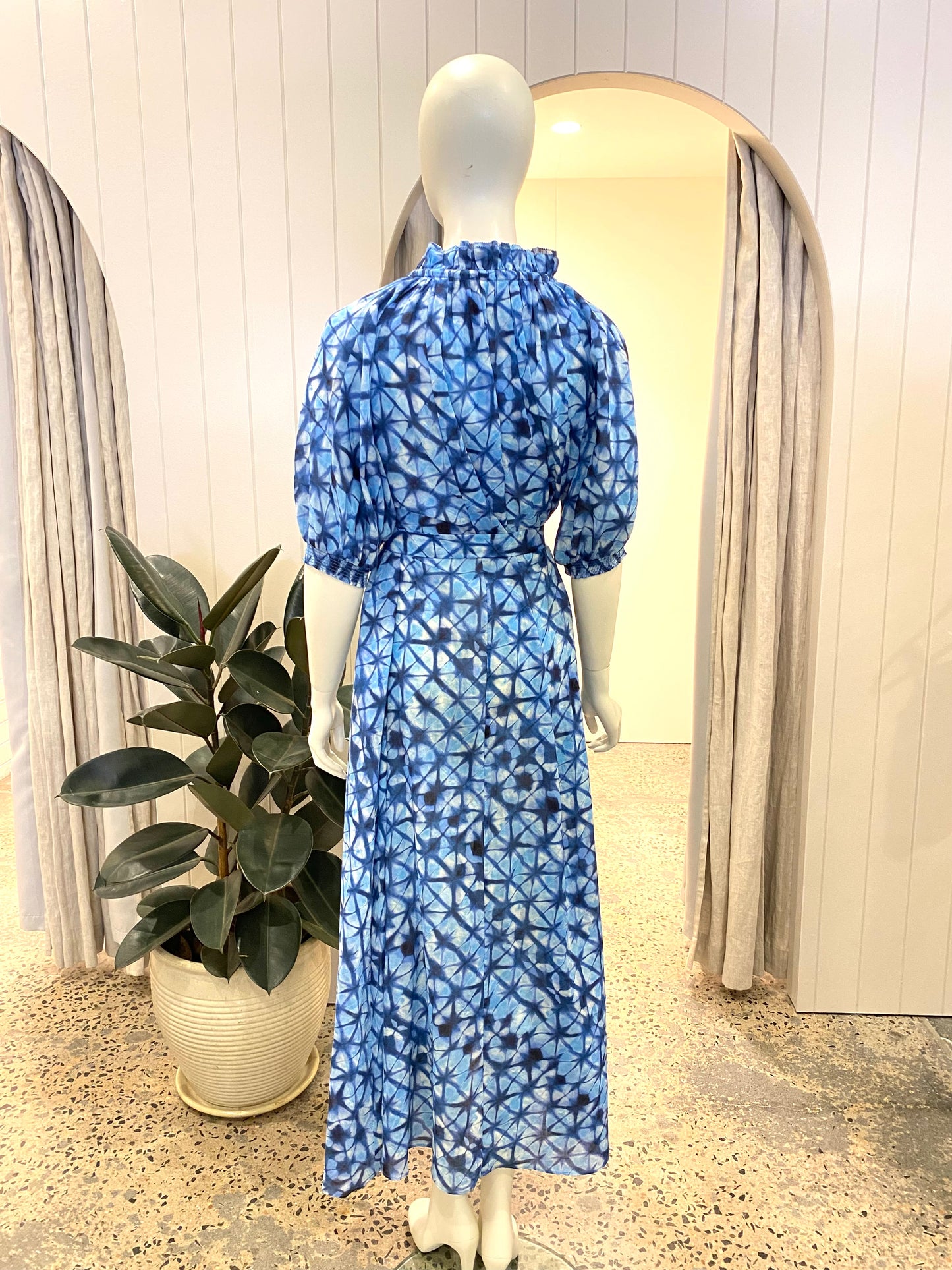Husk Tie Dye Print midi Dress - Size Small (10)