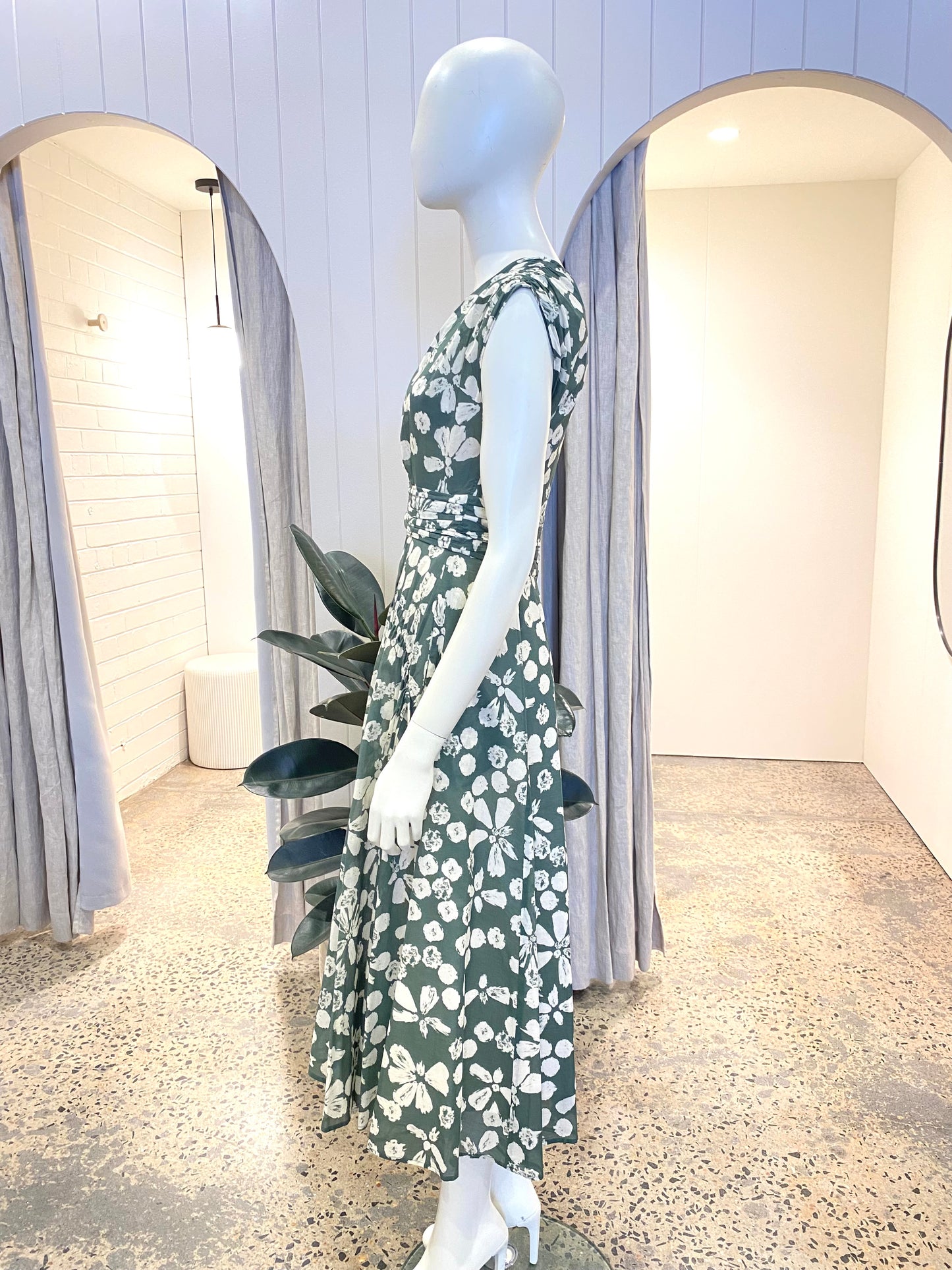 Cable Layla Midi Dress - Size 8