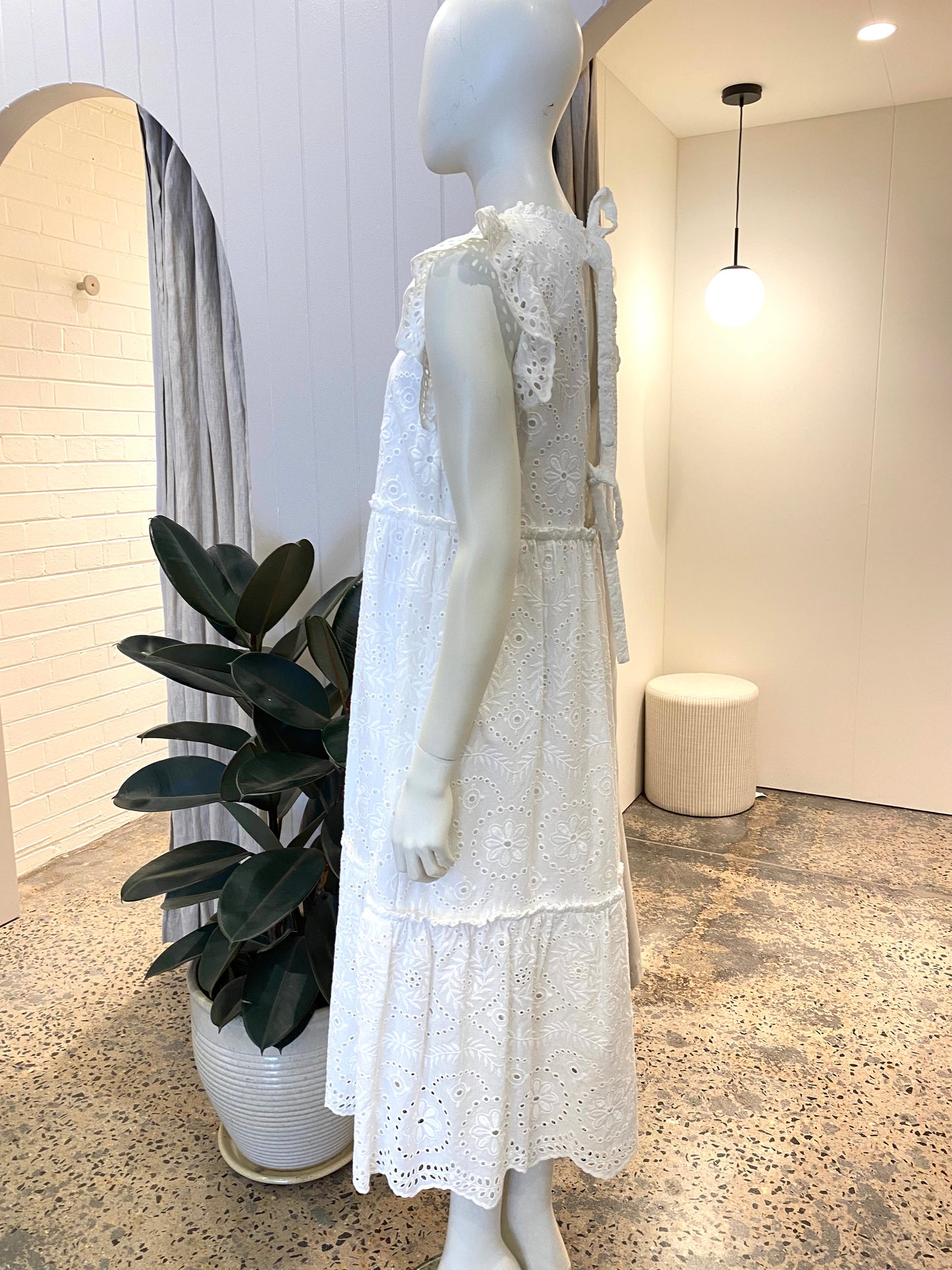Kachel Remi Midi Dress in White - Size 12