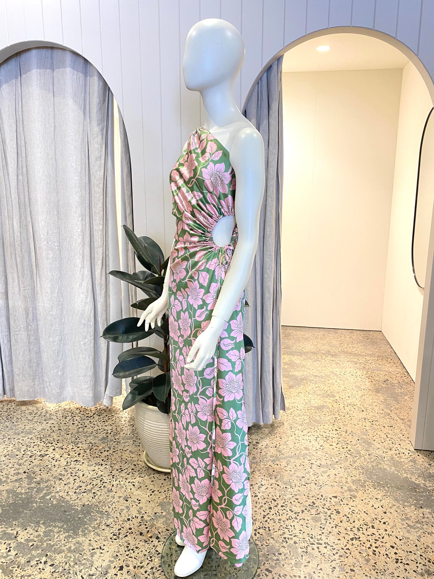 Sonya Moda 'Nour' Maxi Dress in Olive Floral - Size 10