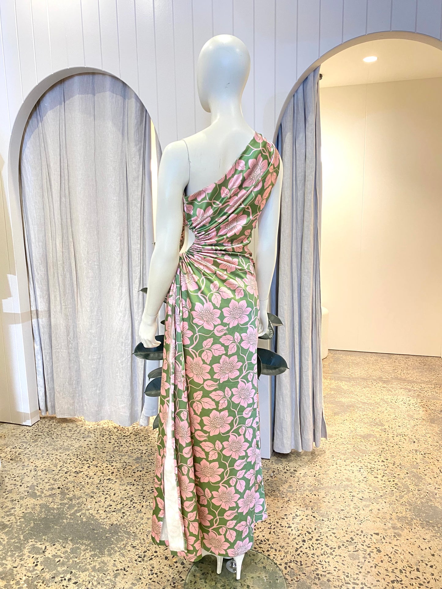 Sonya Moda 'Nour' Maxi Dress in Olive Floral - Size 10