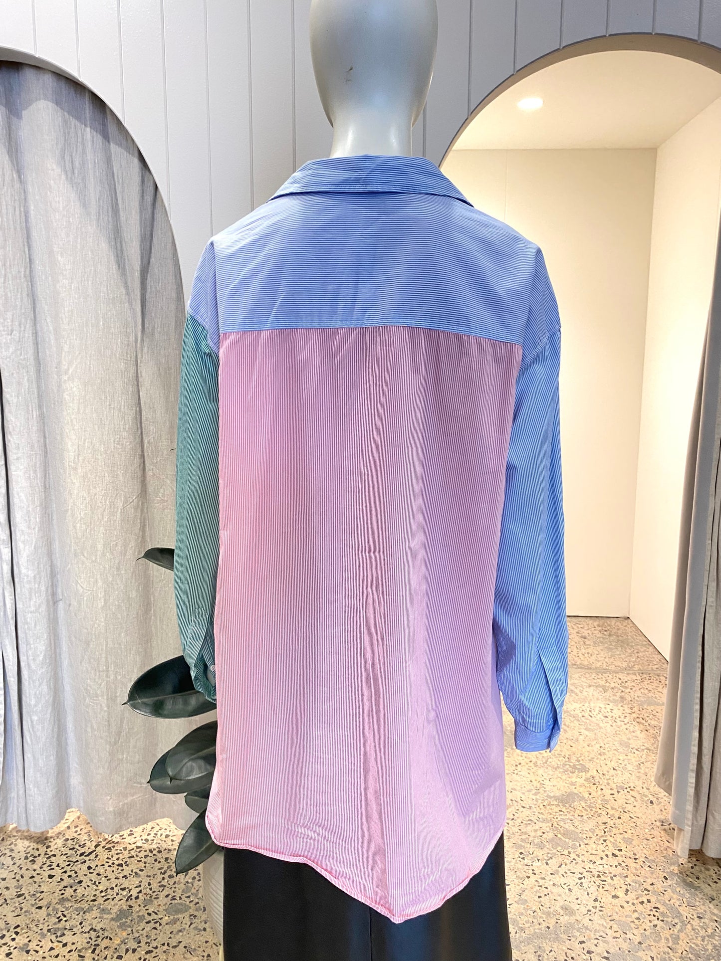 BLANCA Benny Shirt in Rainbow - One Size