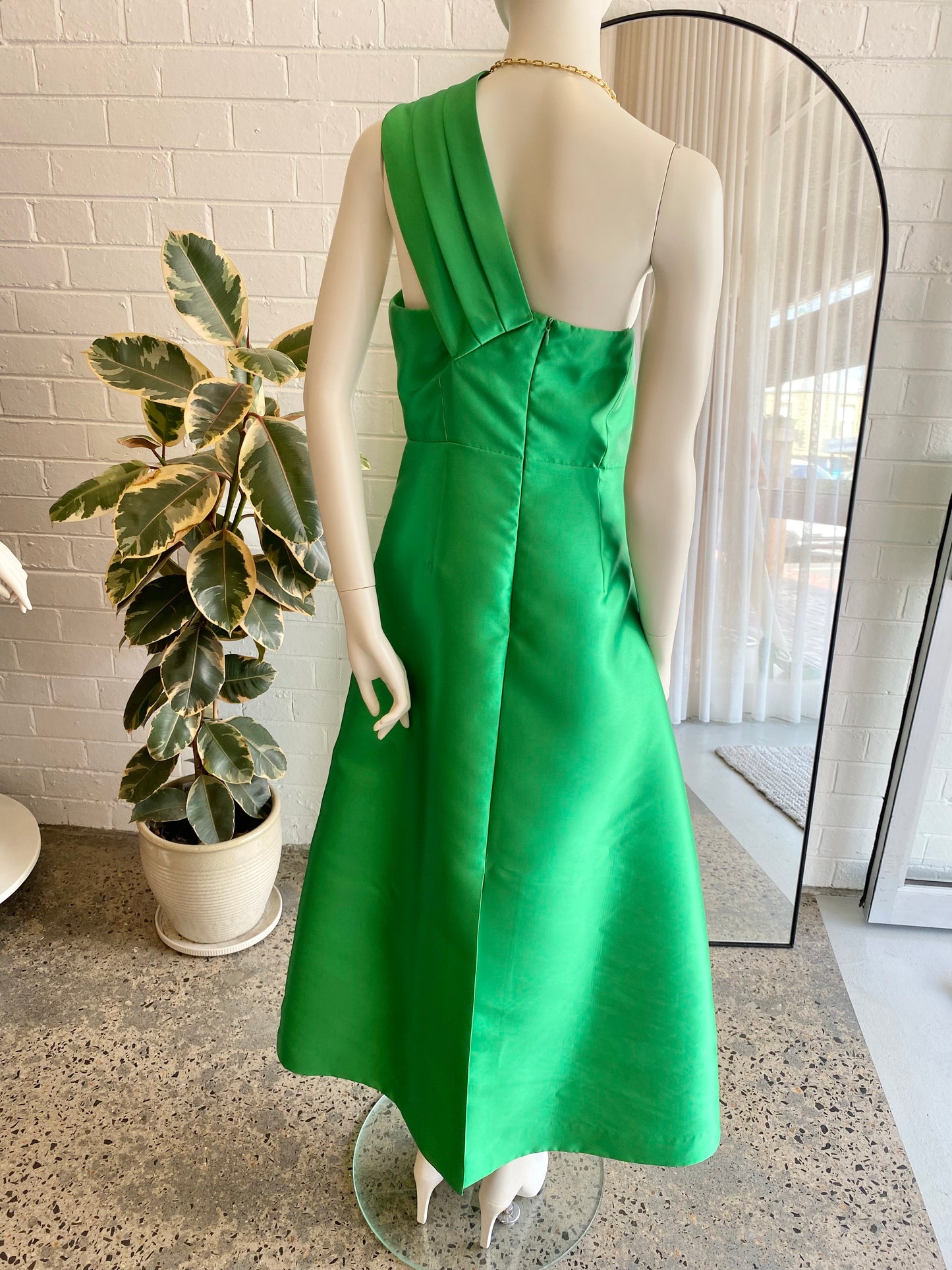 Pearls and Roses Green Florence Dress - Size 14