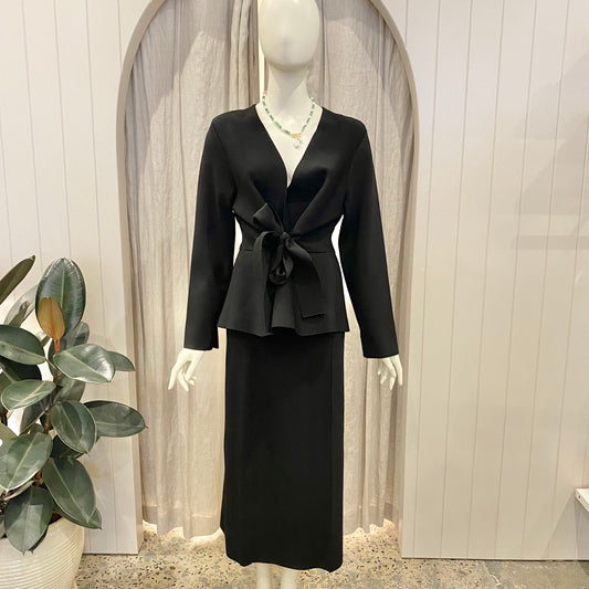 Country Road Crepe Knit Set in Black - Size L/XL
