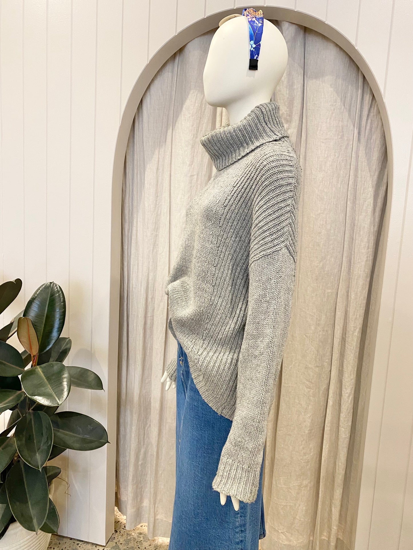 Country Road Grey Turtleneck Jumper - Size M