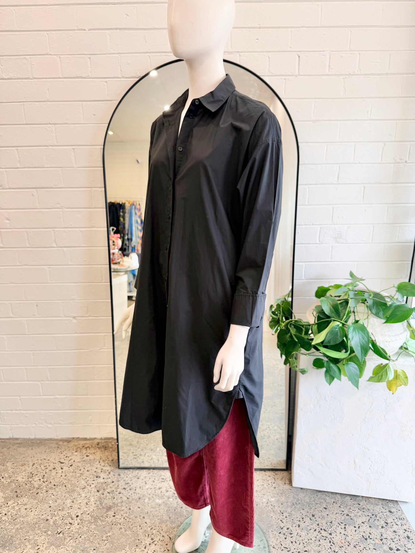Lee Mathews Black Long Sleeve Shirt Dress - Size 0 (8-10)