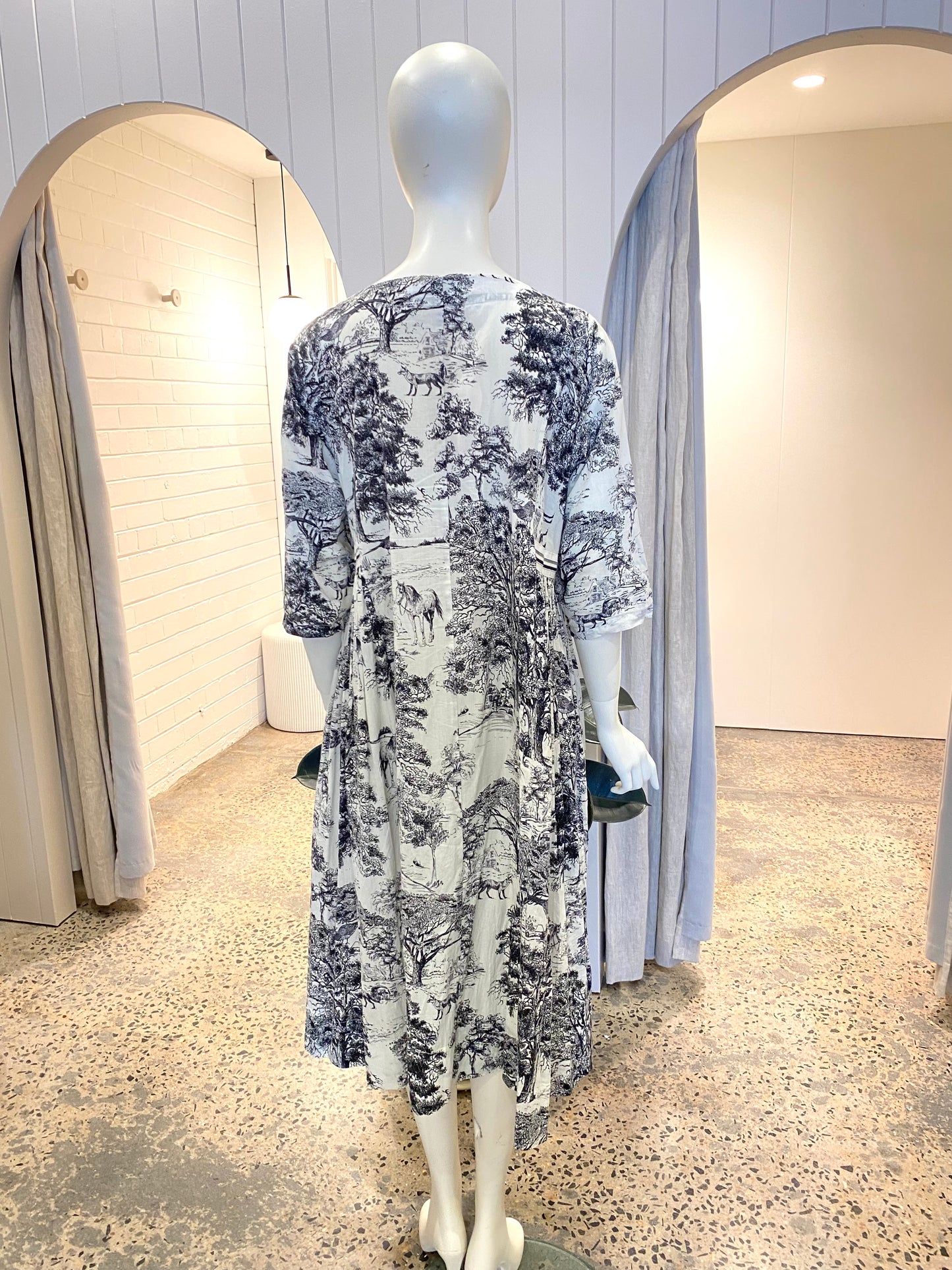 Trelise Cooper In Full Blood Midi Dress - Size 12/14