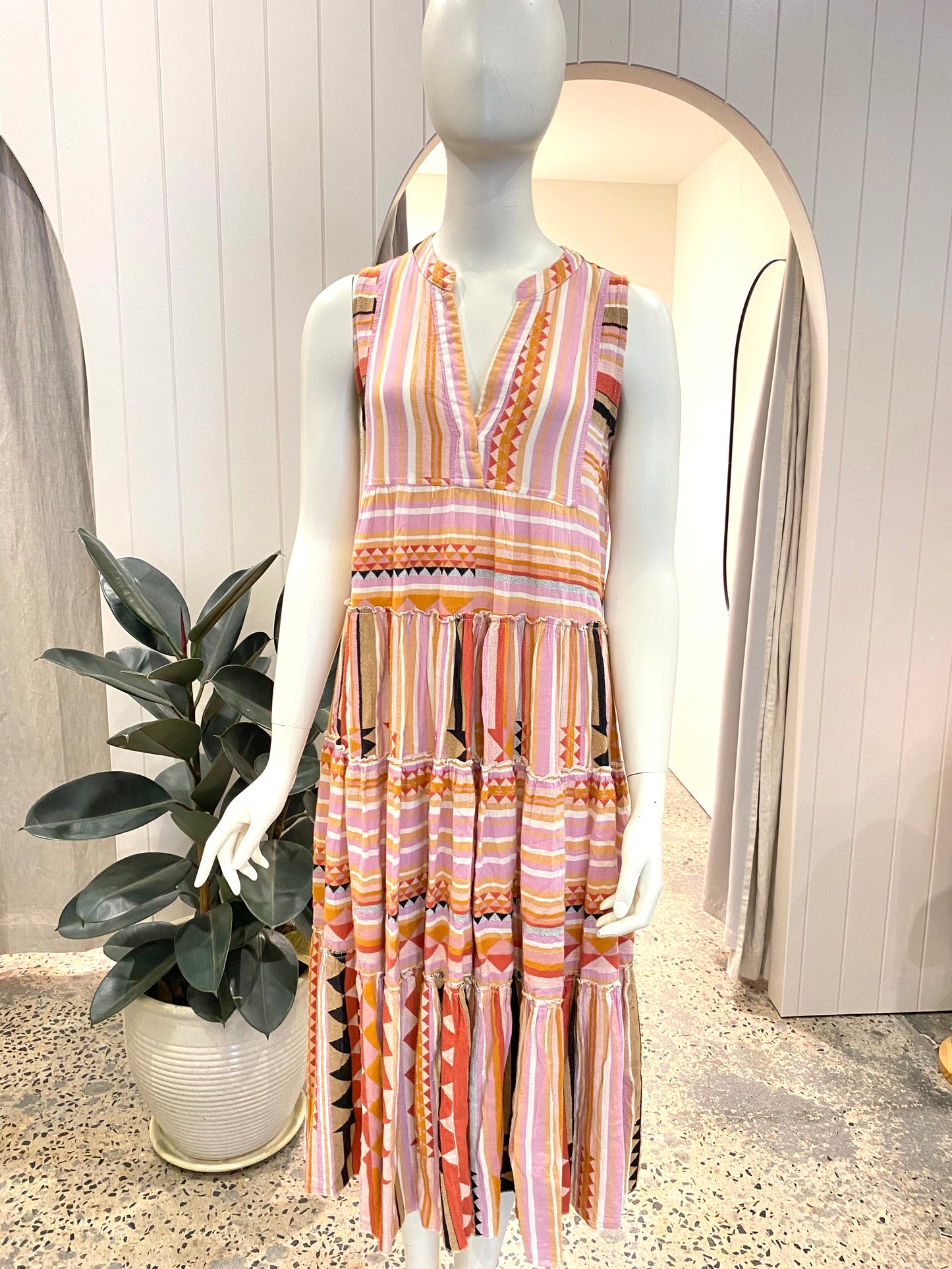 Devotion Twins 'Ella' Sleevesless Midi Dress - Size XS (8)