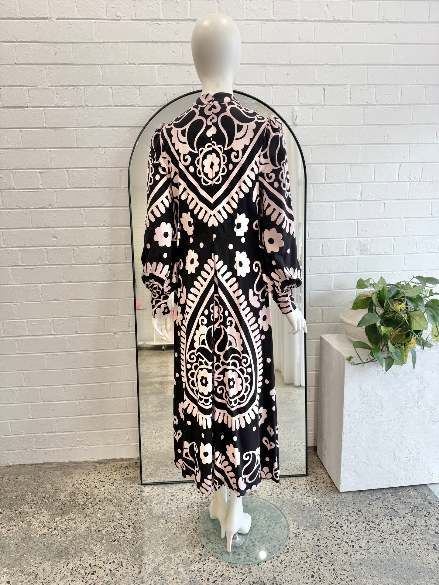 Boden Black and Pink Cuffed Jersey Midi Dress - Size 12