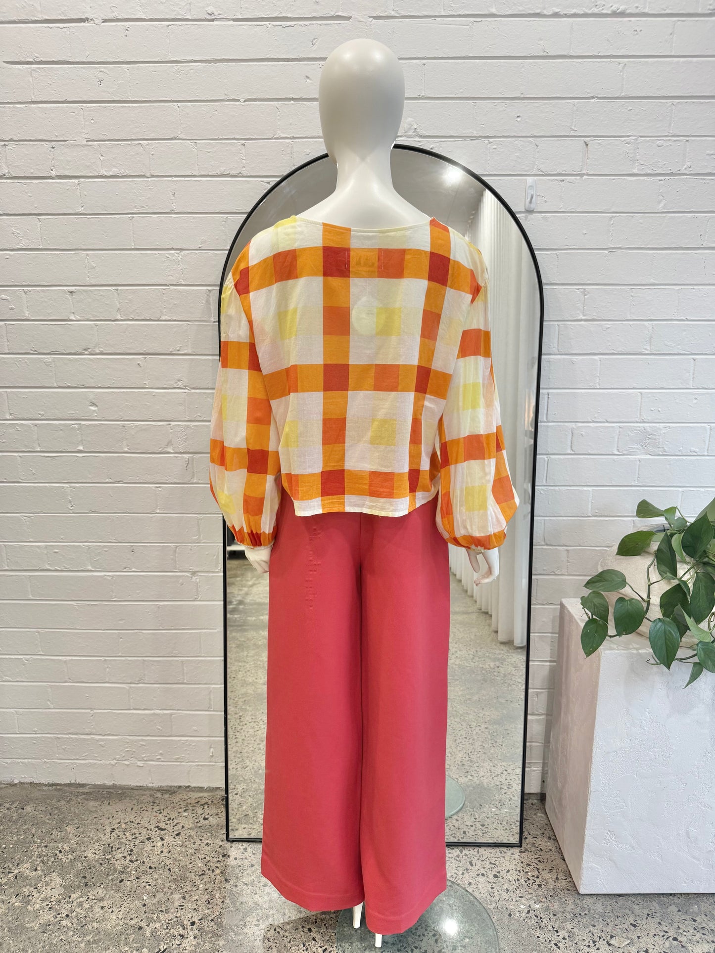 Kuwaii Sunrise Check Top - Size 16