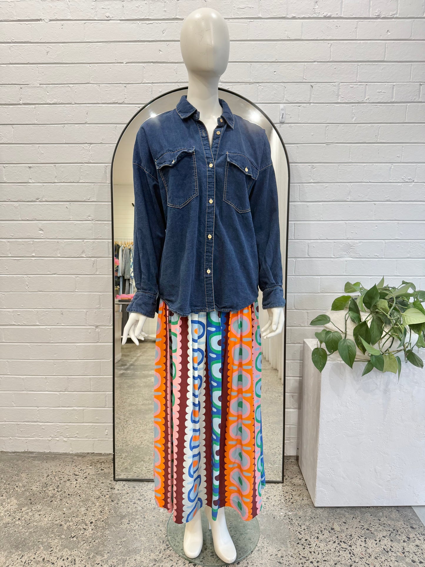 Outland Denim Indigo Denim Shirt - Size XL (14 - 16)