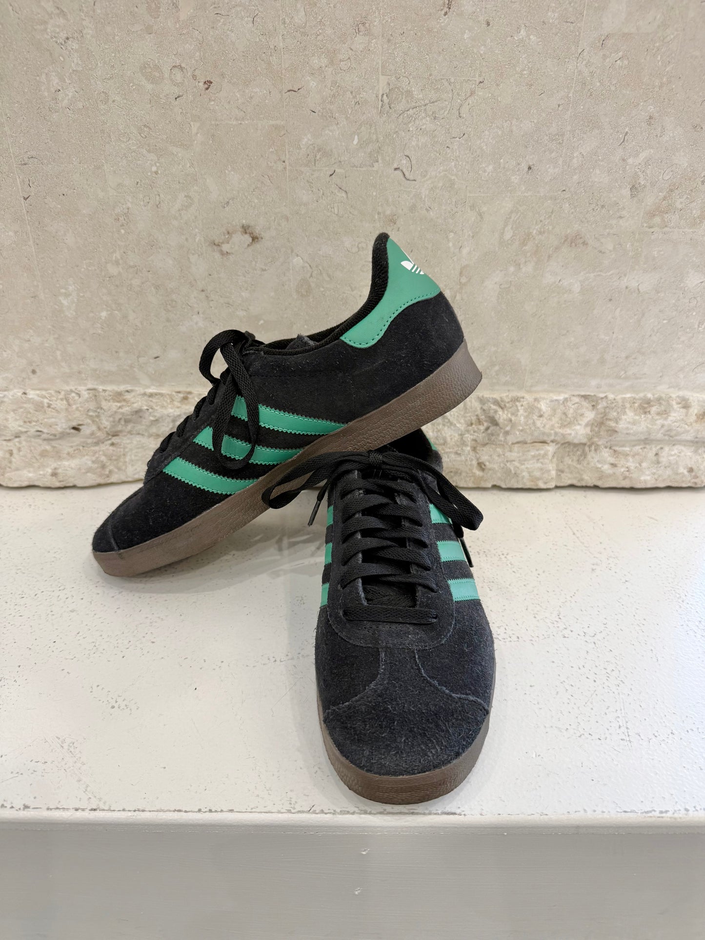 Adidas Black and Green Gazelle Sneakers - Size 8