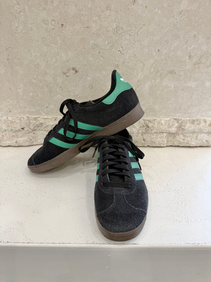 Adidas Black and Green Gazelle Sneakers - Size 8