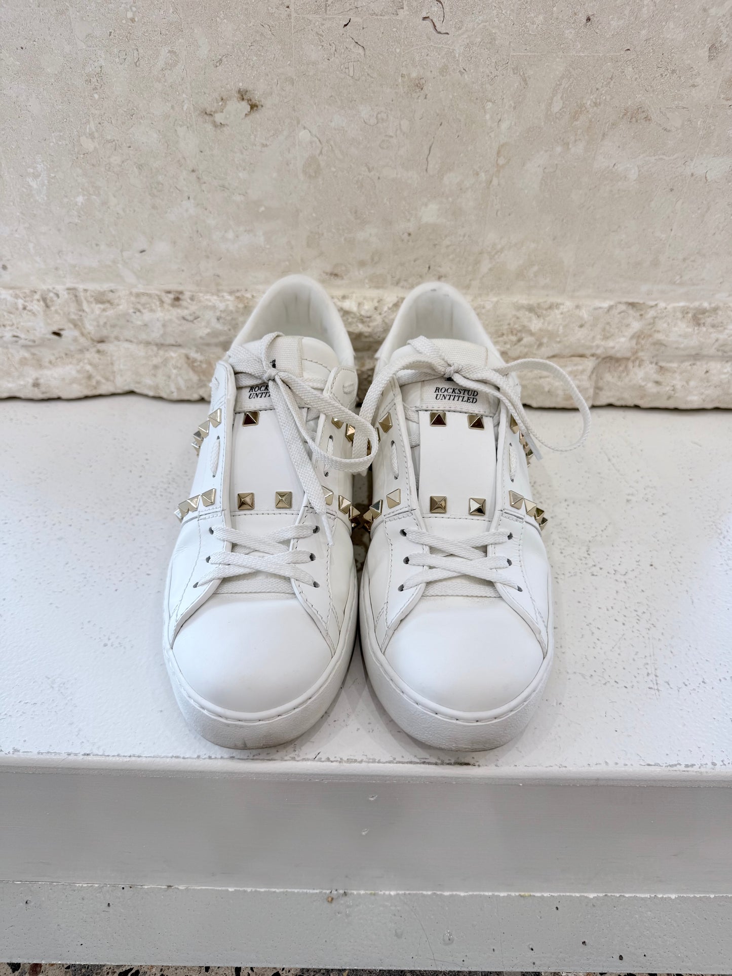 Valentino Garavani White Rockstud Untitled Sneaker - Size 39