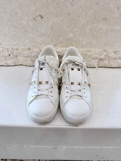 Valentino Garavani White Rockstud Untitled Sneaker - Size 39