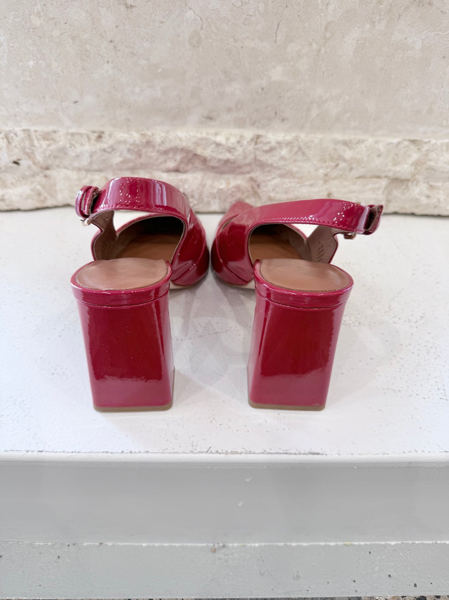 Mi Piaci Red Patent Court Shoe - Size 38