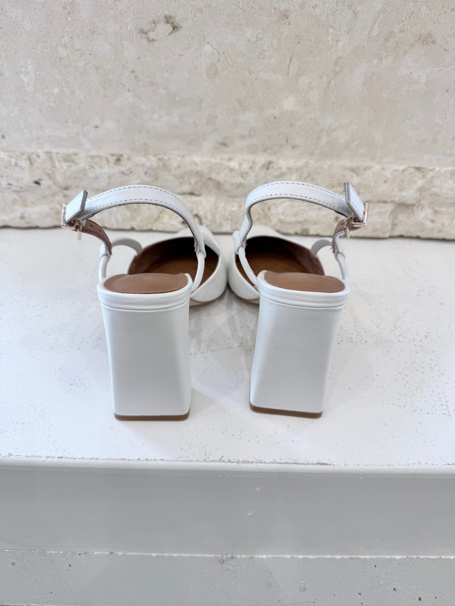 Mi Piaci White Leather Court Shoes - Size 38