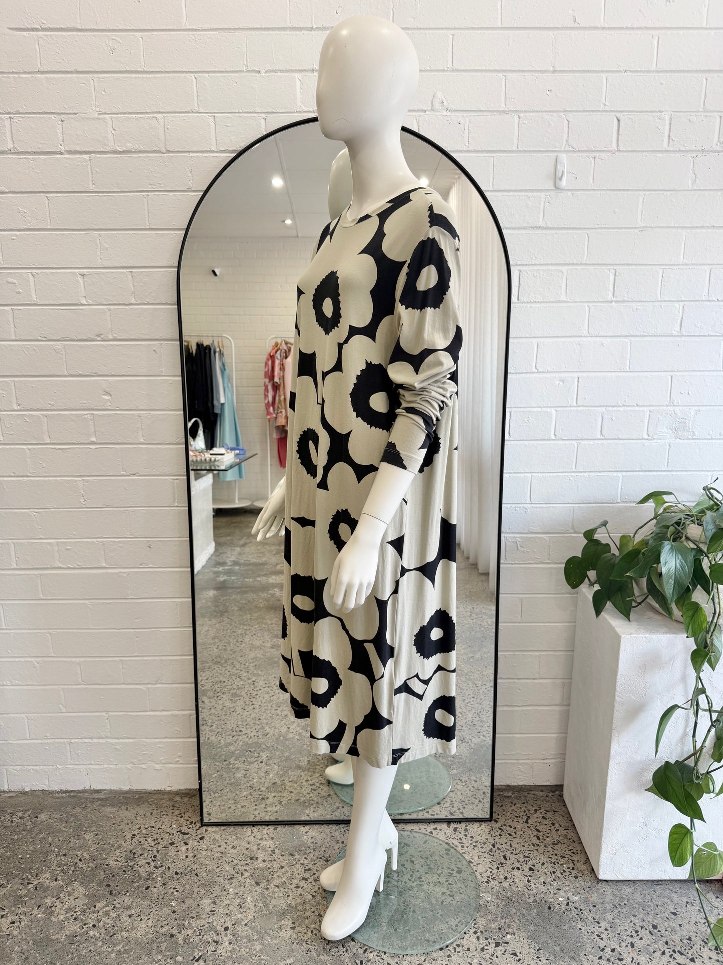 Marimekko Black and Beige Unikko Poppy Dress - Size XXL (16 - 18)