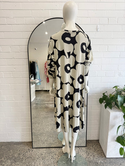 Marimekko Black and Beige Unikko Poppy Dress - Size XXL (16 - 18)