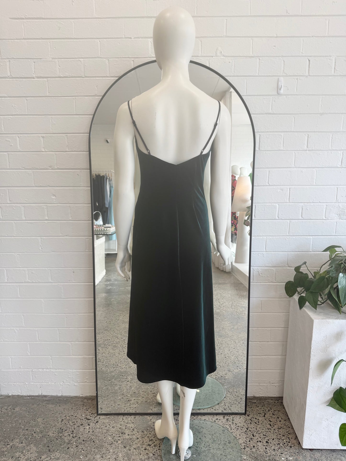 Hansen & Gretel Jade Green Velvet Midi Dress - Size Small (8-10)
