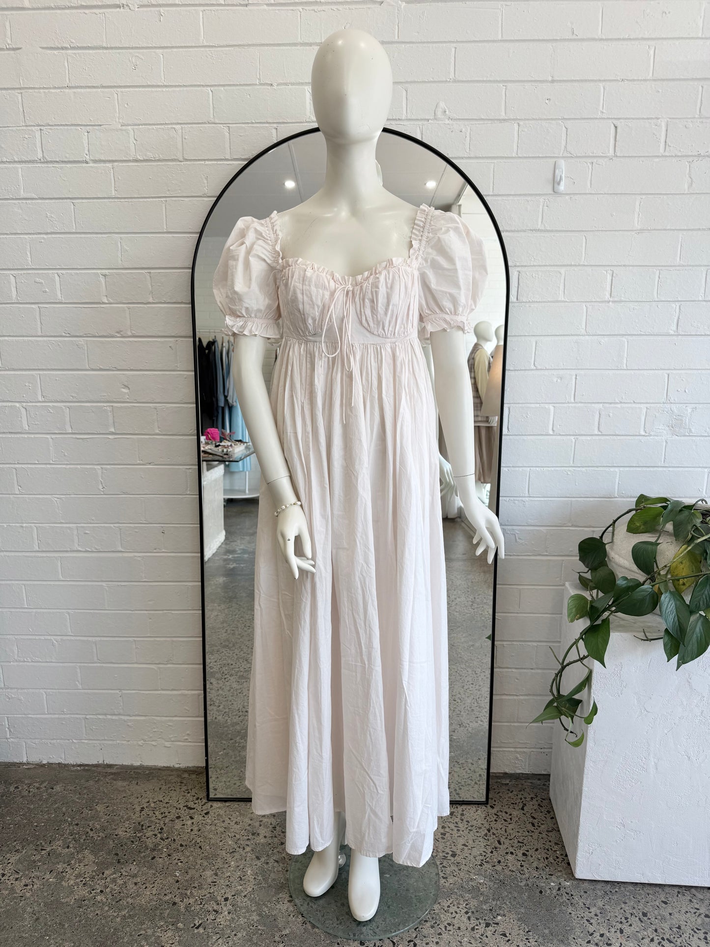 Selkie 'Seashell' Gown in Light Pink - Size M (10-12)