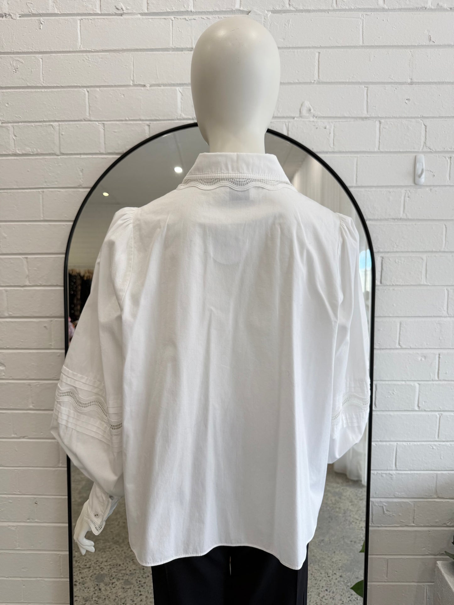Aje White Scallop Shirt - Size 12