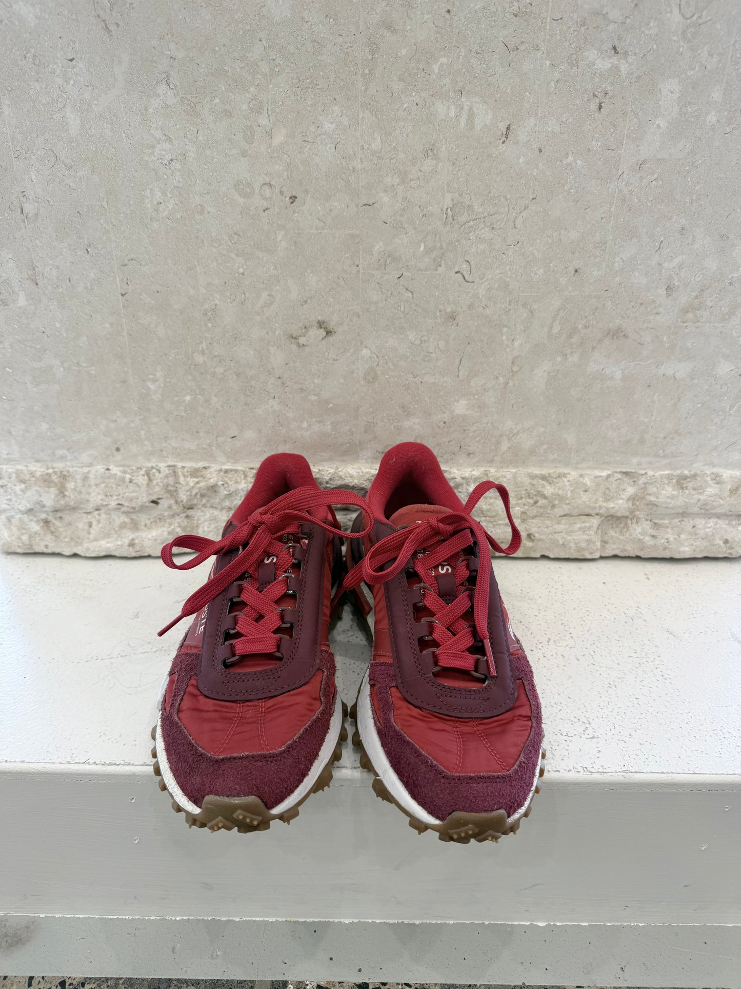 Lacoste Active Sneaker Red/Burgandy - Euro 39.5 - Pre-Loved Geelong 2