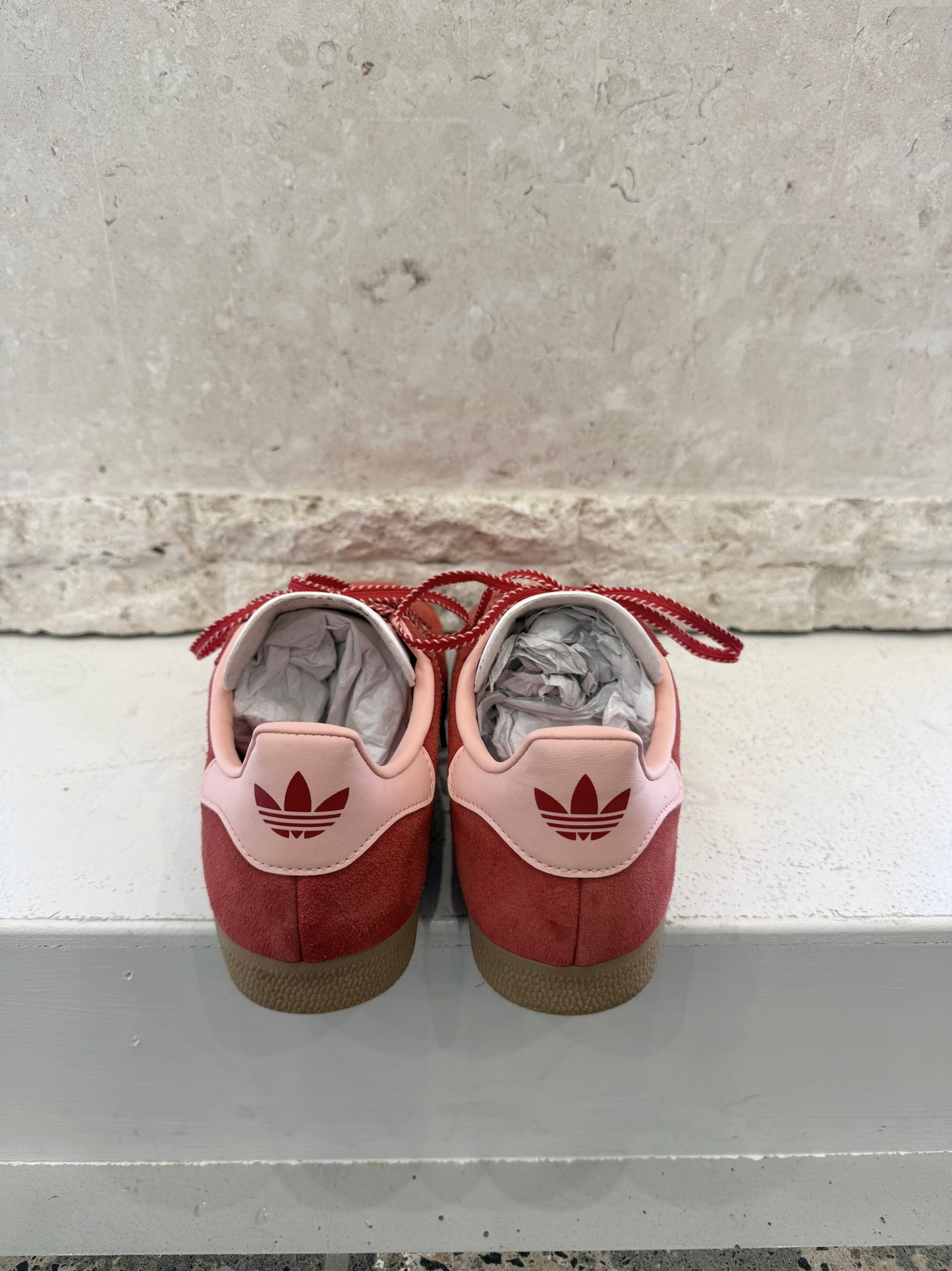 Adidas Gazelle Red & Pink - Size Euro 40 - Pre-Loved Geelong 4