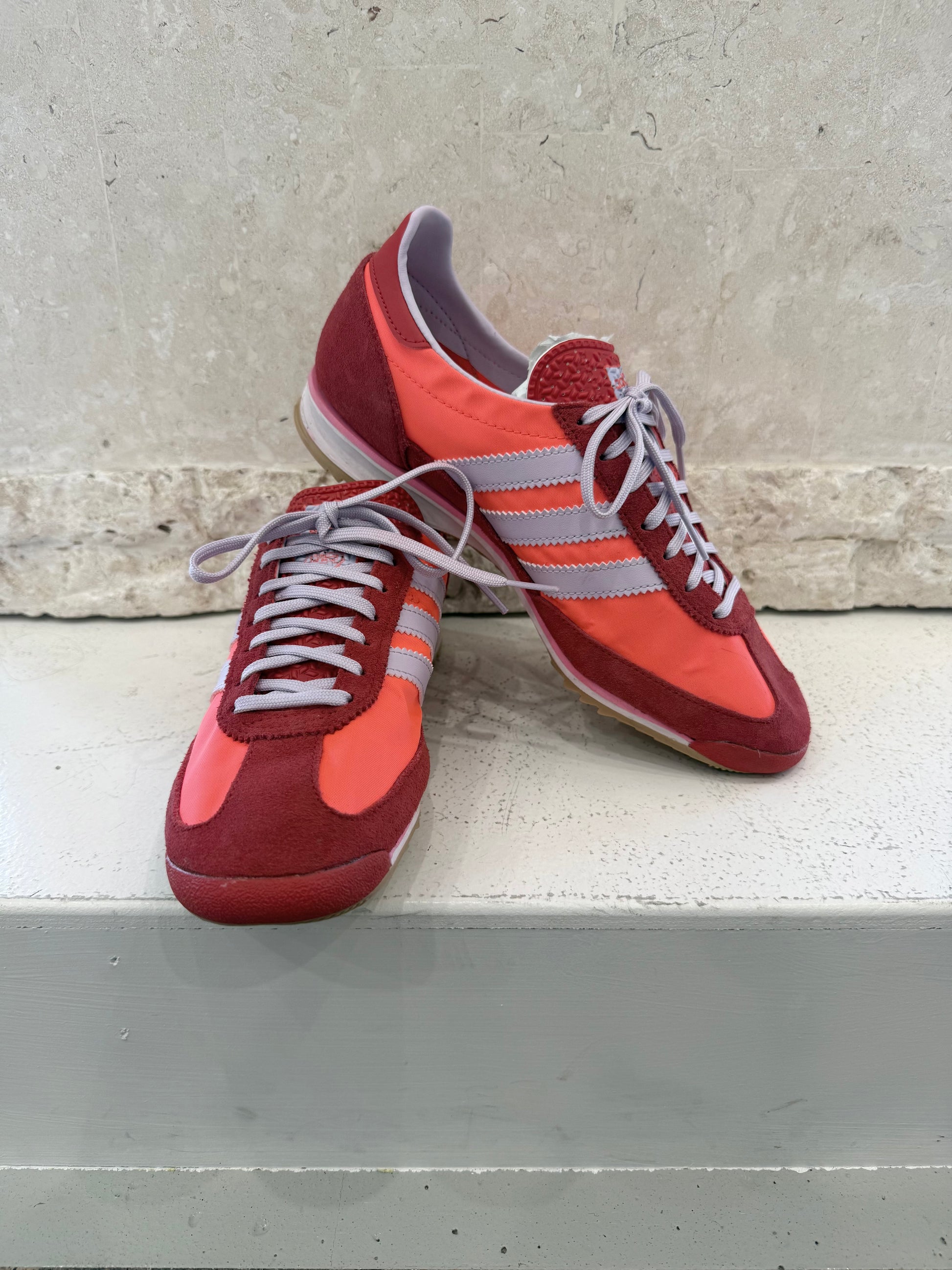 Adidas SL72 OG Sneakers in Red - Euro 40 - Pre-Loved Geelong 1